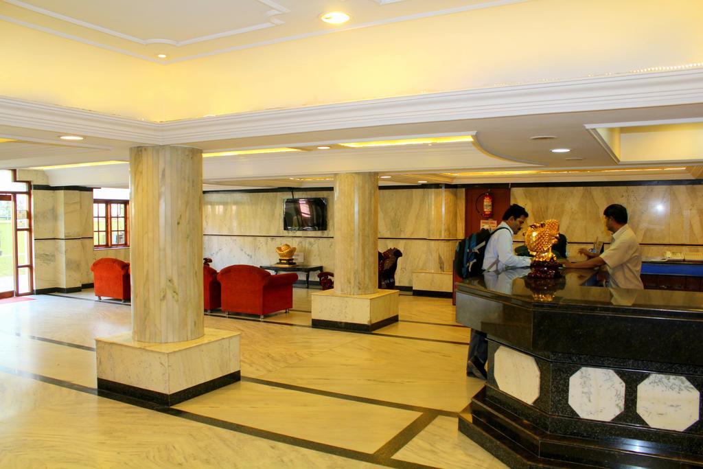 Hotel Yasodha Towers Hosūr Zewnętrze zdjęcie