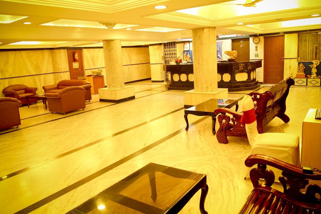 Hotel Yasodha Towers Hosūr Zewnętrze zdjęcie