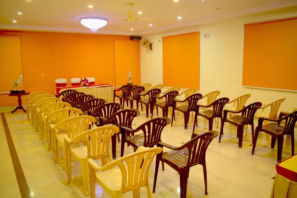 Hotel Yasodha Towers Hosūr Zewnętrze zdjęcie